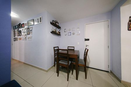 Apartamento à venda com 53m², 2 quartos e 1 vagaSala