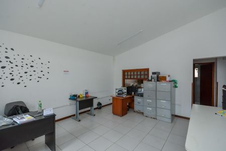 Casa à venda com 3 quartos, 142m² em Jardim Cruzeiro, São Paulo