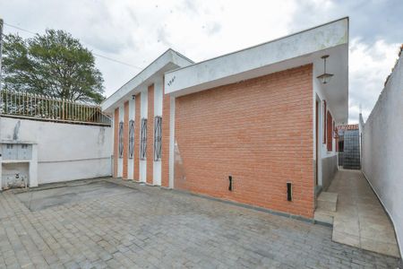Casa à venda com 142m², 3 quartos e 4 vagas Casa à venda com 142m², 3 quartos e 4 vagasÁrea externa