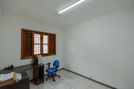 Casa à venda com 142m², 3 quartos e 4 vagas Casa à venda com 142m², 3 quartos e 4 vagasQuarto 1