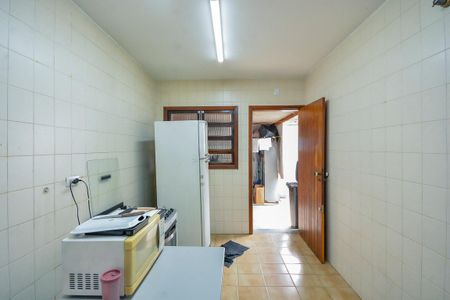 Casa à venda com 142m², 3 quartos e 4 vagas Casa à venda com 142m², 3 quartos e 4 vagasCozinha
