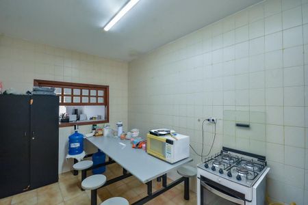 Casa à venda com 142m², 3 quartos e 4 vagas Casa à venda com 142m², 3 quartos e 4 vagasCozinha