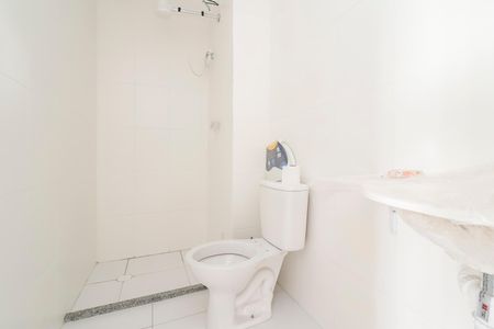 Apartamento para alugar com 40m², 2 quartos e sem vagaBanheiro