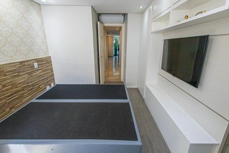 Apartamento à venda com 148m², 3 quartos e 3 vagas Apartamento à venda com 148m², 3 quartos e 3 vagasquarto 3 / siute e closet