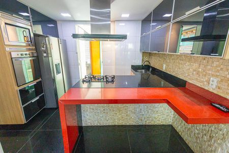 Apartamento à venda com 148m², 3 quartos e 3 vagas Apartamento à venda com 148m², 3 quartos e 3 vagascozinha