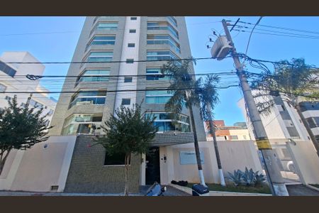 Apartamento à venda com 148m², 3 quartos e 3 vagas Apartamento à venda com 148m², 3 quartos e 3 vagasFachada
