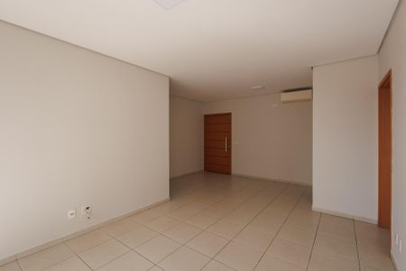 Apartamento para alugar com 114m², 3 quartos e 1 vagaSala