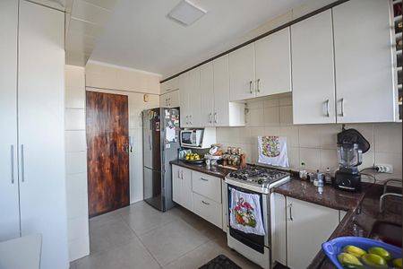 Apartamento à venda com 90m², 3 quartos e 2 vagas Apartamento à venda com 90m², 3 quartos e 2 vagasCozinha