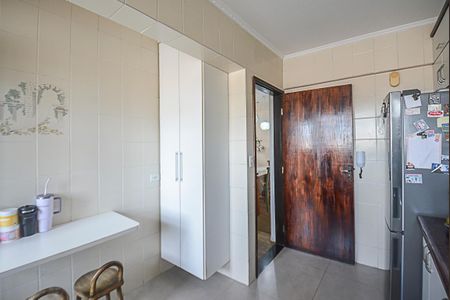 Apartamento à venda com 90m², 3 quartos e 2 vagas Apartamento à venda com 90m², 3 quartos e 2 vagasCozinha
