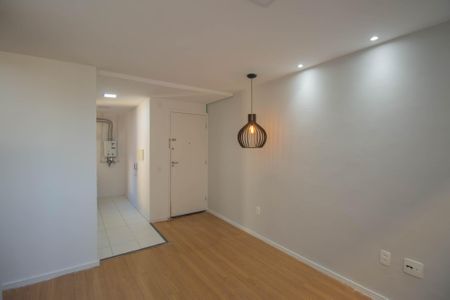 Sala de apartamento para alugar com 2 quartos, 44m² em Trindade, São Gonçalo