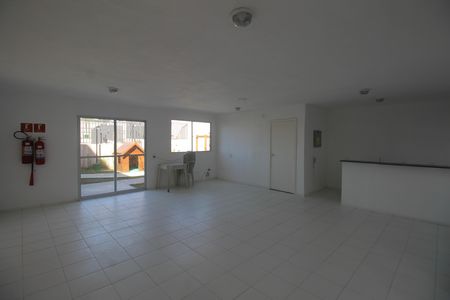 Apartamento para alugar com 44m², 2 quartos e 1 vagaÁrea comum - Salão de festas