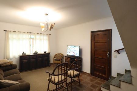 Sala  de casa para alugar com 3 quartos, 151m² em Vila Irmaos Arnoni, São Paulo