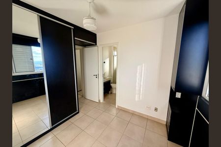 Apartamento para alugar com 60m², 2 quartos e 1 vagaSuíte