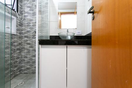 Banheiro de apartamento para alugar com 1 quarto, 50m² em Vila Esperança, São Paulo