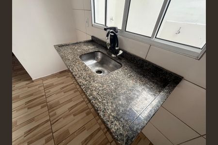 Cozinha de casa para alugar com 1 quarto, 40m² em Cidade Líder, São Paulo