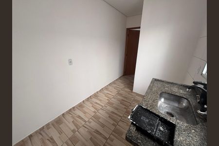 Cozinha de casa para alugar com 1 quarto, 40m² em Cidade Líder, São Paulo