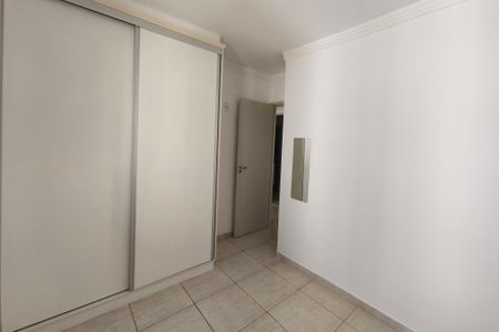 Apartamento para alugar com 77m², 3 quartos e 2 vagasQuarto 2