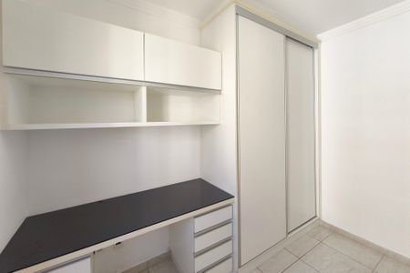 Apartamento para alugar com 77m², 3 quartos e 2 vagasQuarto 3
