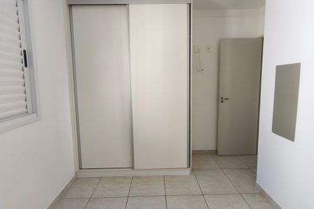 Apartamento para alugar com 77m², 3 quartos e 2 vagasQuarto 2