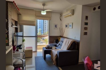 Sala de apartamento à venda com 2 quartos, 58m² em Jardim Carvalho, Porto Alegre