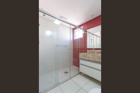 Apartamento à venda com 150m², 4 quartos e 2 vagasBanheiro do Quarto 4 suíte 