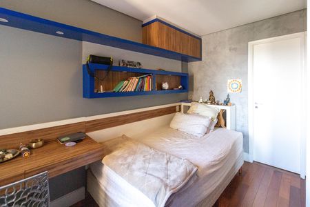 Apartamento à venda com 150m², 4 quartos e 2 vagasQuarto 2 suíte 