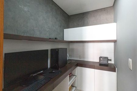Apartamento à venda com 150m², 4 quartos e 2 vagasEscritório