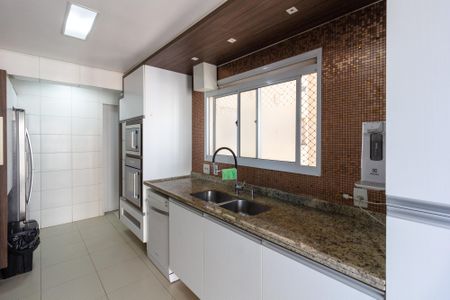 Apartamento à venda com 150m², 4 quartos e 2 vagasCozinha