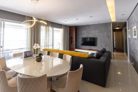 Sala de apartamento à venda com 4 quartos, 150m² em Vila Augusta, Guarulhos