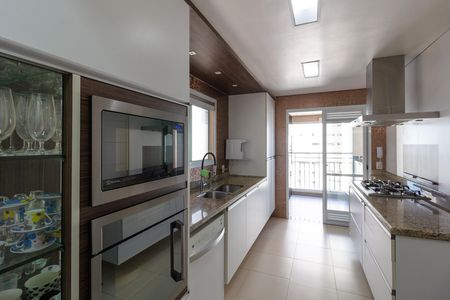 Apartamento à venda com 150m², 4 quartos e 2 vagasCozinha