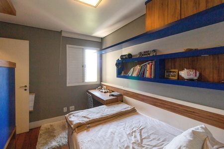 Apartamento à venda com 150m², 4 quartos e 2 vagasQuarto 2 suíte 