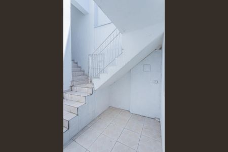 Casa para alugar com 218m², 2 quartos e 1 vagaQuintal