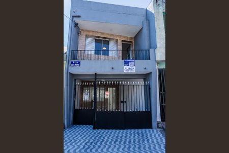 Casa para alugar com 218m², 2 quartos e 1 vagaFachada