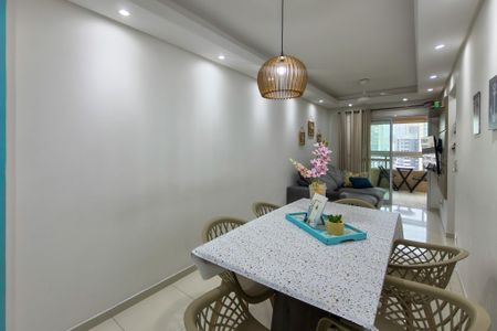 Sala de apartamento para alugar com 3 quartos, 88m² em Guilhermina, Praia Grande