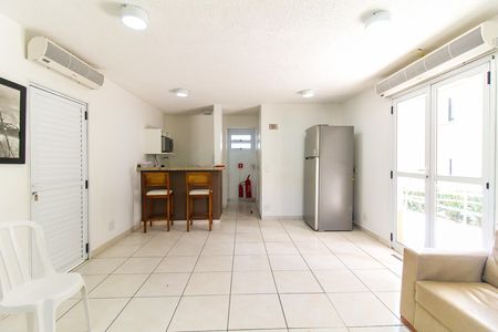 Apartamento à venda com 45m², 2 quartos e 1 vagaÁrea comum - Salão de festas 2