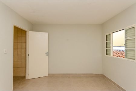 Casa à venda com 210m², 4 quartos e 2 vagasQuarto 1 - Casa 1