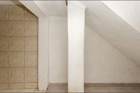 Casa à venda com 210m², 4 quartos e 2 vagasCorredor externo