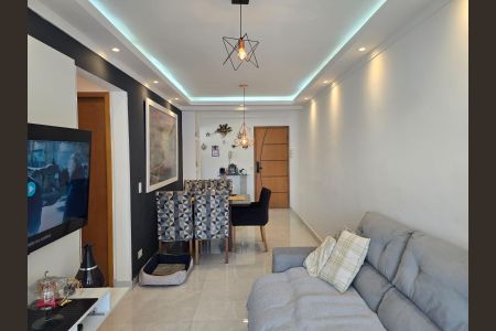 Apartamento à venda com 65m², 2 quartos e 1 vagaSala 