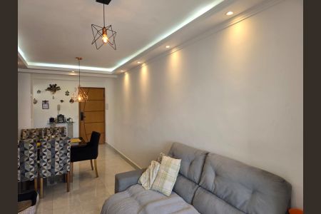 Apartamento à venda com 65m², 2 quartos e 1 vagaSala 