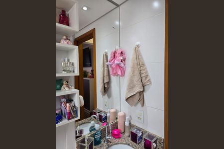 Apartamento à venda com 65m², 2 quartos e 1 vagaBanheiro da Suíte