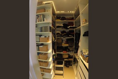 Apartamento à venda com 178m², 3 quartos e 2 vagasCLOSET