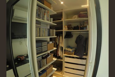 Apartamento à venda com 178m², 3 quartos e 2 vagasCLOSET