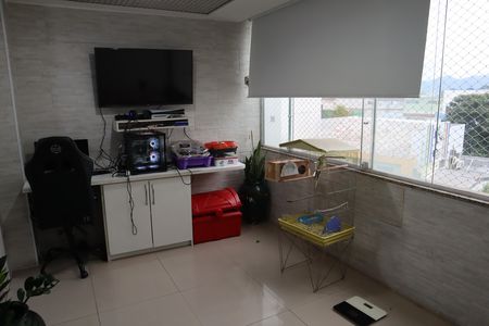 Apartamento à venda com 178m², 3 quartos e 2 vagasAREA