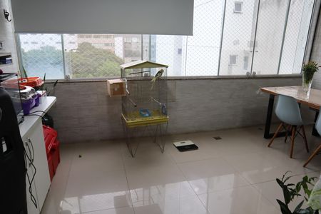 Apartamento à venda com 178m², 3 quartos e 2 vagasAREA