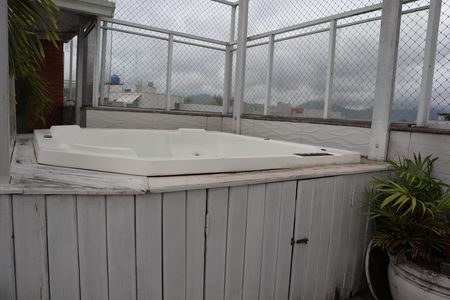 Apartamento à venda com 178m², 3 quartos e 2 vagasBANHEIRA JACUZZI