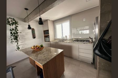 Apartamento à venda com 150m², 3 quartos e 4 vagasCozinha