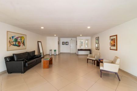 Apartamento à venda com 63m², 2 quartos e 1 vaga Apartamento à venda com 63m², 2 quartos e 1 vagaHall social