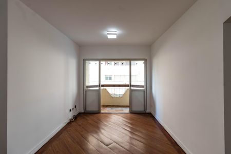 Apartamento à venda com 63m², 2 quartos e 1 vaga Apartamento à venda com 63m², 2 quartos e 1 vagaSala
