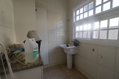 Casa para alugar com 380m², 4 quartos e 4 vagasÁrea de Serviço