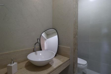 Casa para alugar com 380m², 4 quartos e 4 vagasLavabo